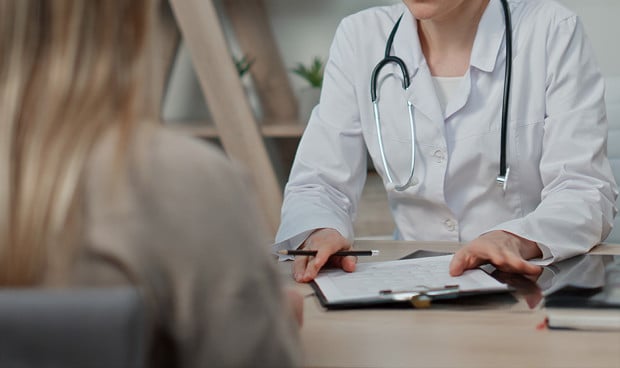 El problema de los médicos rurales en verano: "No se libran las guardias"