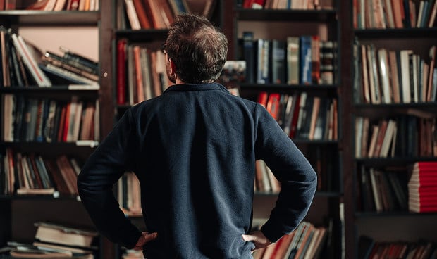 Descubre la historia de superación de Moisés Amores: una larga formación con el objetivo de especializarse en Psiquiatría