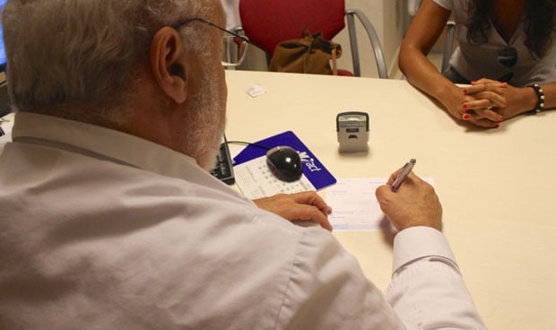 Solo cinco comunidades no permiten a los médicos jubilarse a los 70 años