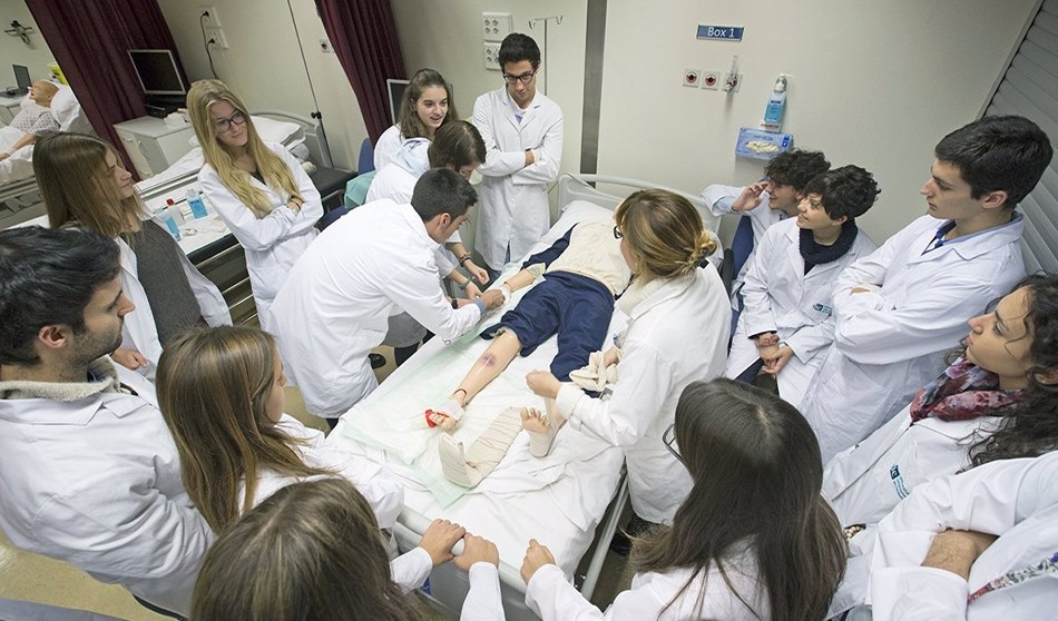 Solución para la crisis de salud mental de los estudiantes de Medicina