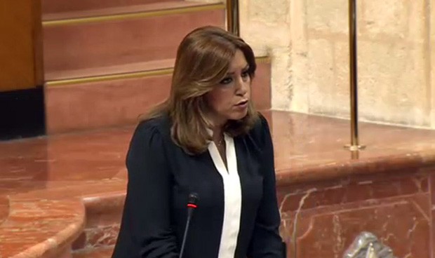 Susana Díaz tacha de "demagogia barata" las críticas contra la sanidad