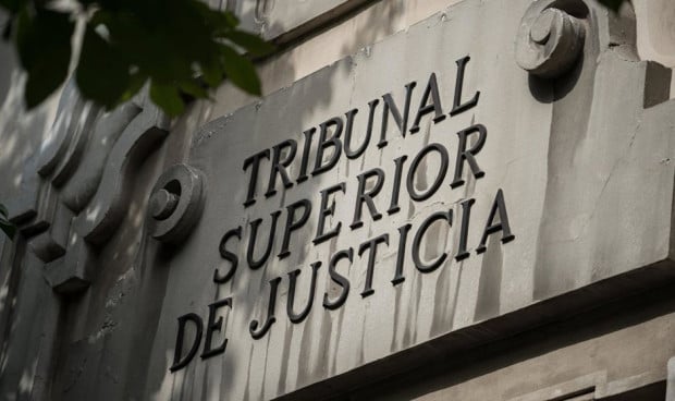 Tribunal Superior de Justicia de Madrid, que ratifica la inhabilitación de un médico por ejercer con un título falso