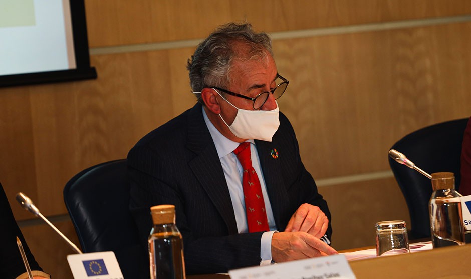 Tándem de médicos y ministerio en el próximo proyecto de cooperación