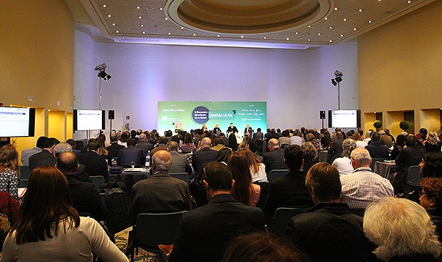 Tensión positiva en un nutrido encuentro de directivos