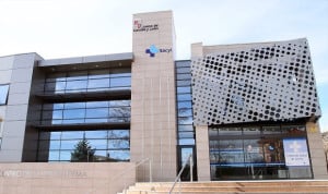El consejero de Salud de Castilla y León, Alejandro Vázquez, nombra a una nueva jefa del Servicio de Programas Preventivos