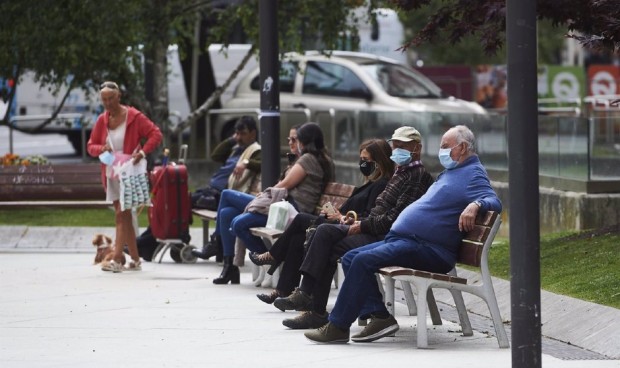 Todas las provincias en riesgo extremo Covid pese a descender la quinta ola