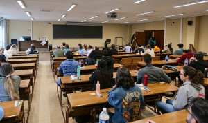 Todo sobre el PIR 2025: aumento de plazas, examen y fechas de solicitud