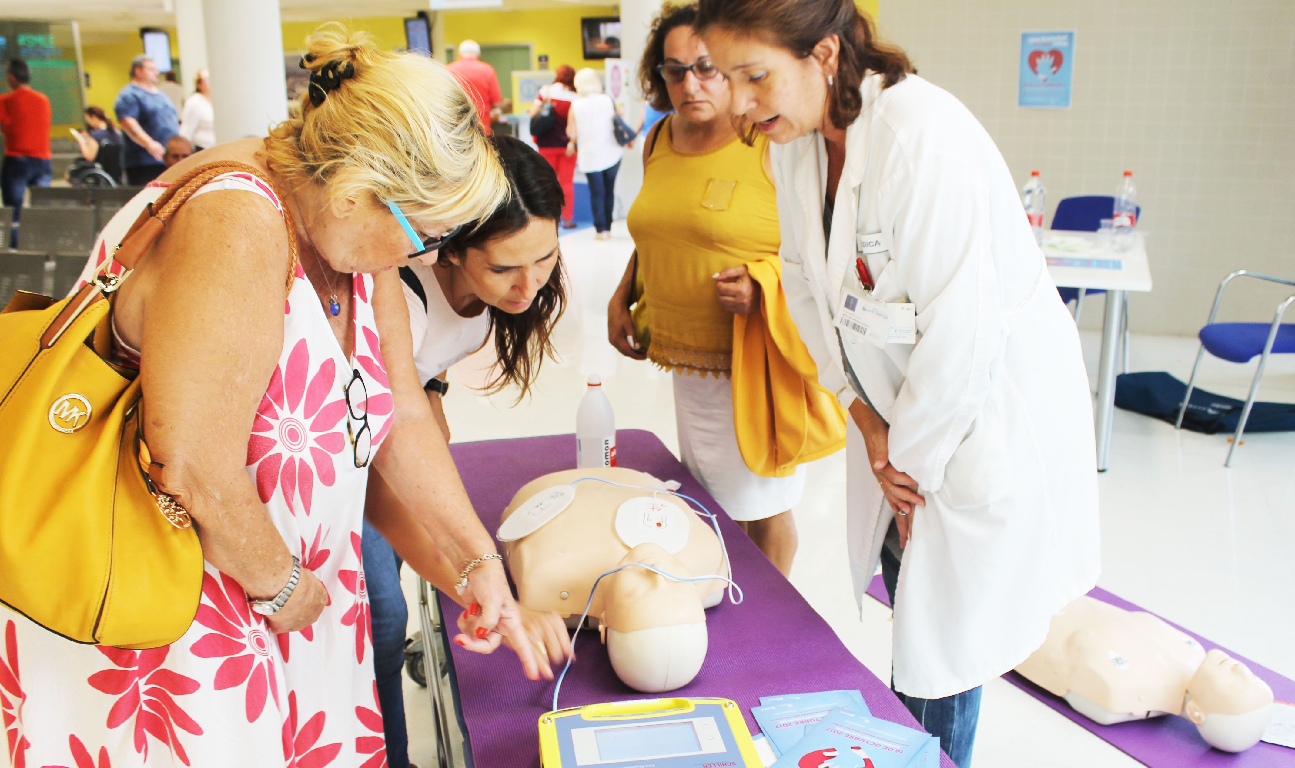 Torrevieja Salud entrena a mdicos en reanimacin cardiaca