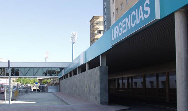 Tranquilidad en los pasillos del hospital más polémico de Aragón