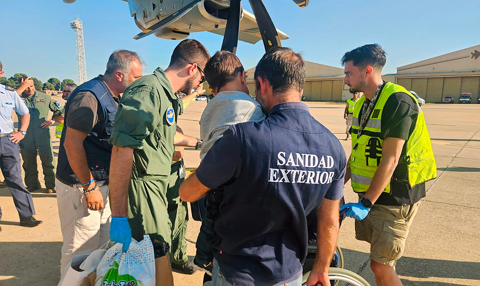 Trece menores palestinos llegan a España para recibir atención sanitaria