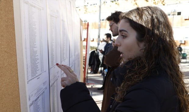 Reumatología, Psiquiatría Infantil y Hematología se unen a Medicina Legal y Forense en la séptima jornada de elección de plazas MIR 2024