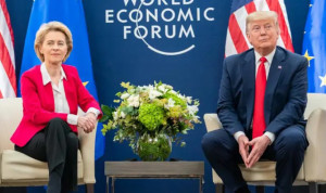 Donald Trump, presidente de Estados Unidos y Ursula von der Leyen, presidenta de la Comisión Europea.