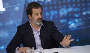 Turno enfermero de 12h: la privada lo expande con el SNS en fase de debate