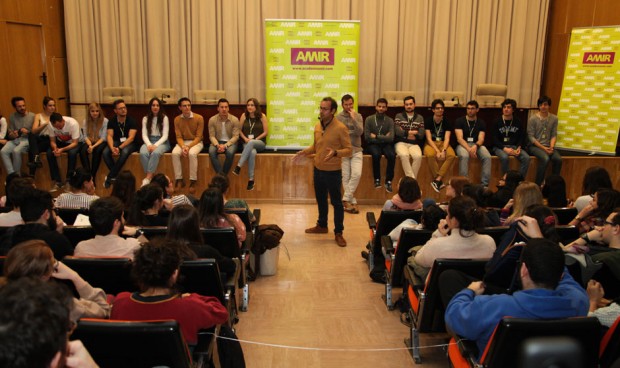 Las academias organizan su tutoría final en conjunto con todos los aspirantes para dar sus últimos consejos