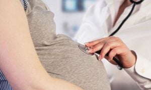 Un análisis de sangre en embarazadas detecta los partos prematuros
