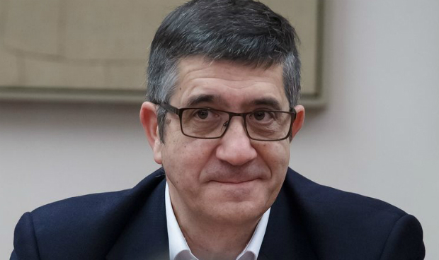 Un congresista sanitario para liderar el PSOE