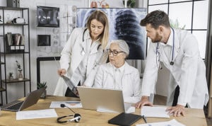 Un estudio aclara si la Inteligencia Artificial es útil para estudiar Medicina. 