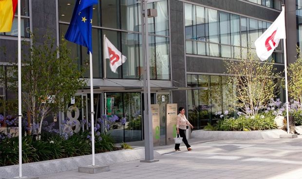 Un exalto cargo ministerial de Sanidad encuentra trabajo por LinkedIn