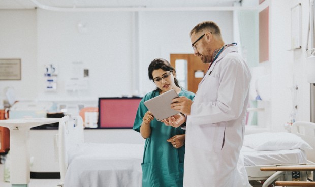 La importancia de un equipo interdisciplinar para ayudar de la mejor forma posible a los pacientes en los hospitales.