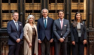 Posado Institucional de la Jornada de Fenin en el Senado. Fenin reclama una regulación ágil, predecible y alineada con Europa para garantizar seguridad y sostenibilidad del sistema sanitario