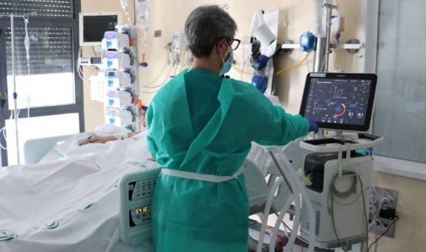 Un modelo con 8 variables predice enfermedad grave de Covid desde el triaje