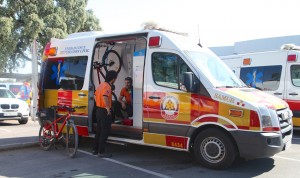 Un paciente borracho agrede al conductor de su ambulancia