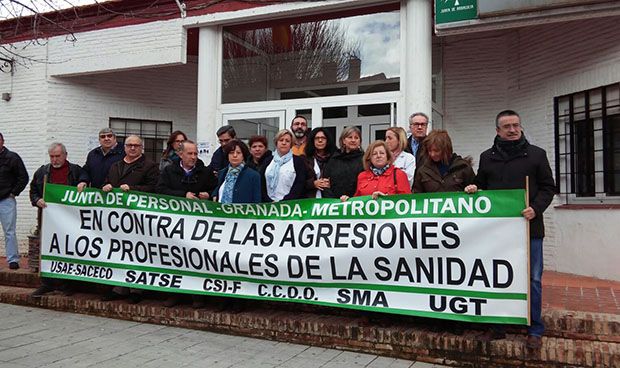 Un paciente insulta y empuja a un médico durante el servicio de urgencias 