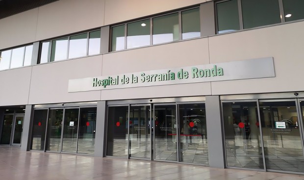 Profesionales del Servicio de Urgencias del Hospital Comarcal de Ronda sufren una agresión por parte de un paciente.