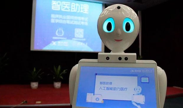 Un robot empieza a ‘pasar consulta’ en un centro de salud de China