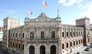 Una enfermera logra el A1: la Justicia se ampara en sus funciones