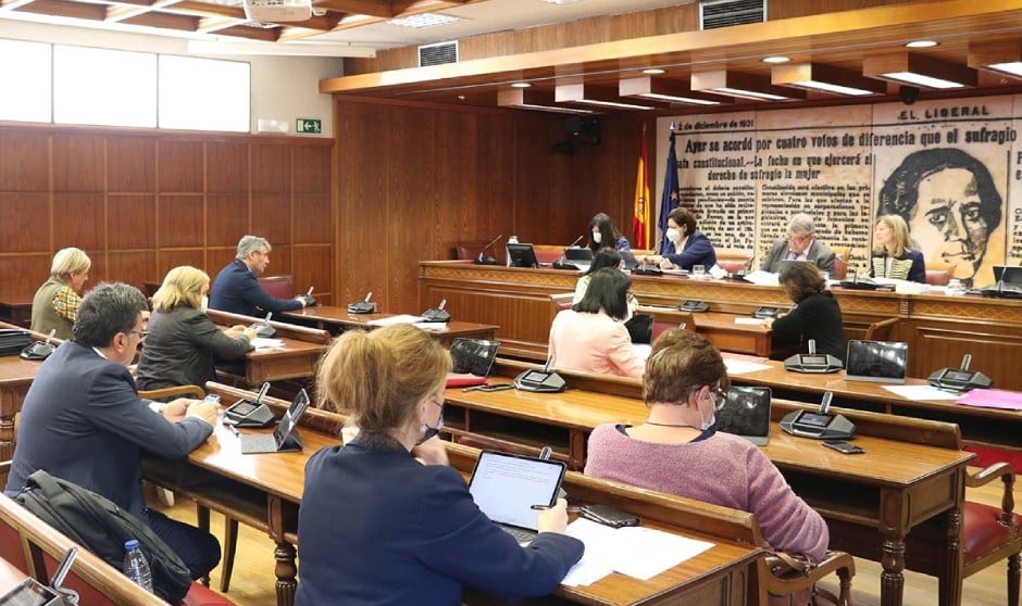 Una nueva acreditación enfermera vía diploma llega al Senado