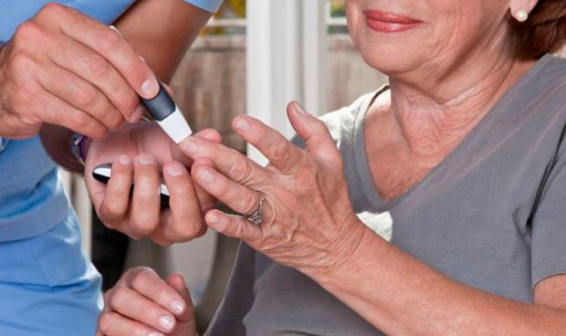 Una proteína aumenta el riesgo de padecer alzhéimer en personas diabéticas