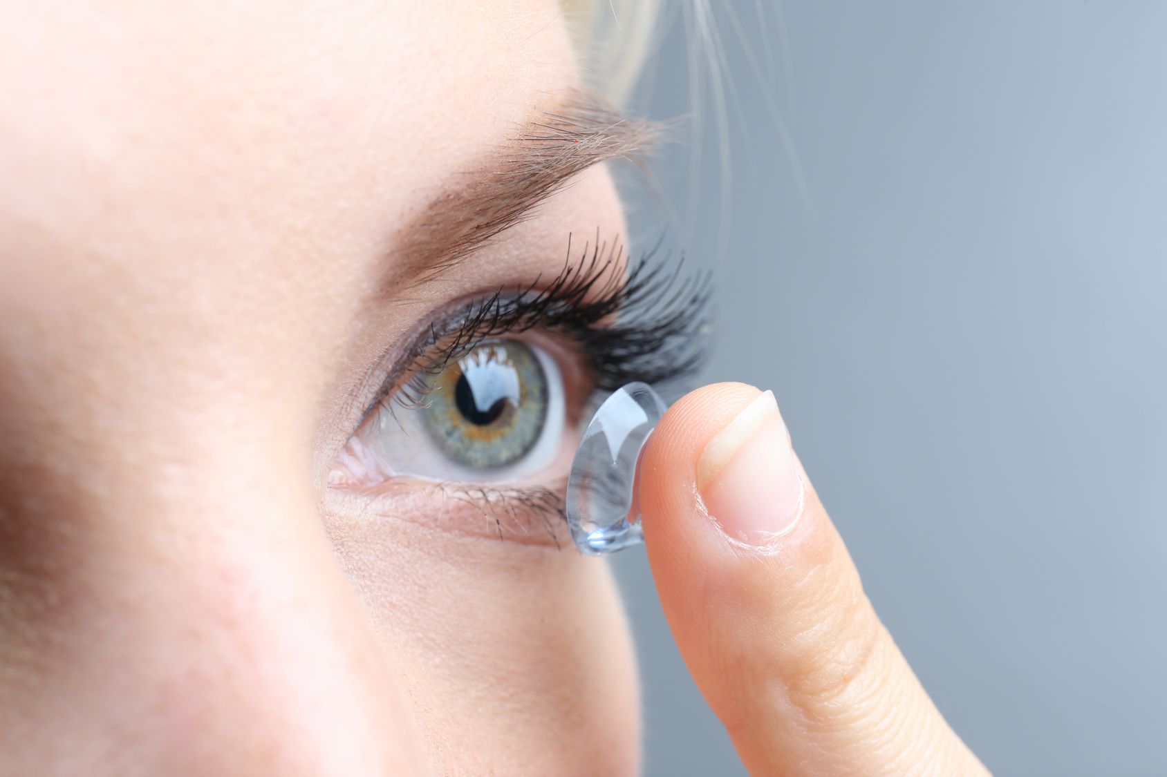 Unas lentillas inteligentes controlan el nivel de glucosa en las lágrimas