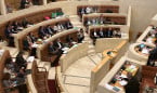 Unión PRC-PP por una ley de juventud que permitirá estudiar Medicina gratis