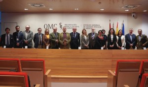 Foto de familia de los Consejos Profesionales Sanitarios de España.