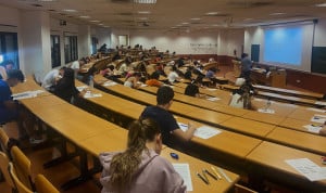 Entrar a Medicina sin sacar un 13 la EvAU es posible