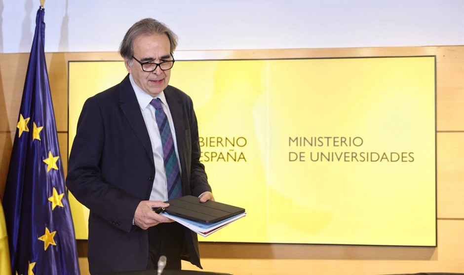  Joan Subirats, ministro de Universidades en funciones. ha validado cuatro títulos de grado universitario y 13 de máster sanitarios.