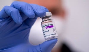 Europa "asume" una efectividad máxima de la vacuna Astrazeneca de 4 meses