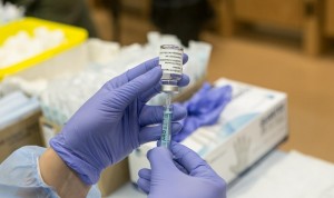 Vacuna Covid AZ: reducción significativa del virus en mayores de 70 años
