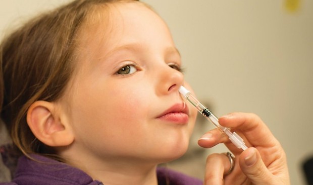 Astrazeneca prepara una versión en spray nasal de su vacuna contra el Covid