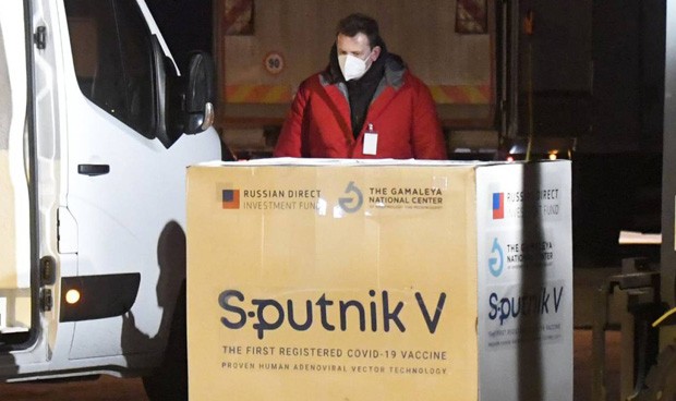 Vacuna Sputnik V: Rusia anuncia un acuerdo en España para producir dosis