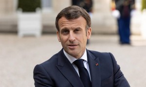 Francia adelanta al 31 de mayo la vacunación Covid a todos los adultos