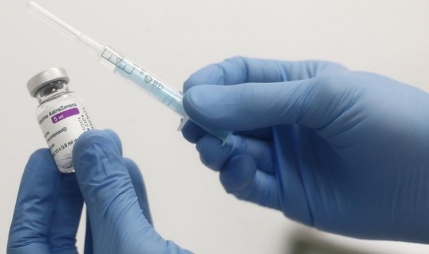 La vacunación contra el Covid a menores de 55 arranca en 5 CCAA y Melilla