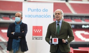 Madrid anuncia fecha para vacunar de Covid a personas de 77 a 79 años