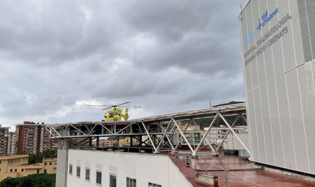 Vall d’Hebron estrena un nuevo helipuerto en el Hospital de Traumatología