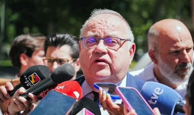 El consejero de Sanidad de Castilla y León, Alejandro Vázquez, tras abandonar el Consejo Interterritorial del SNS. 