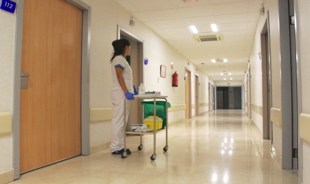 Versión enfermera del 'Abcdefg' de Rosalía: "A de ansiedad, C de contrato"