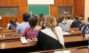 Sanidad dice no a recuperar sedes de examen MIR por "caos" administrativo