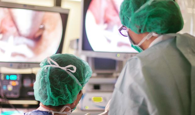 Villalba realiza 10 cirugías artroscópicas de última generación en 2 años