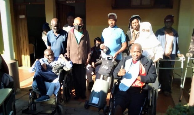 VitalAire dona dos equipos de oxigenoterapia a un centro de Mozambique